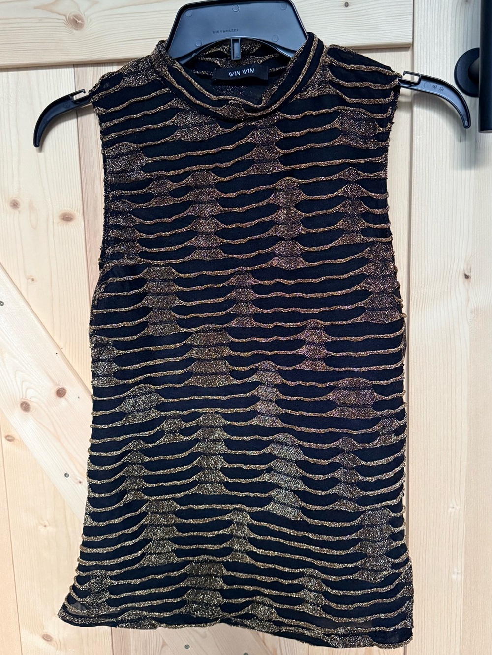 WinWin Black & Gold Patterned Set - Picture 2 of 6